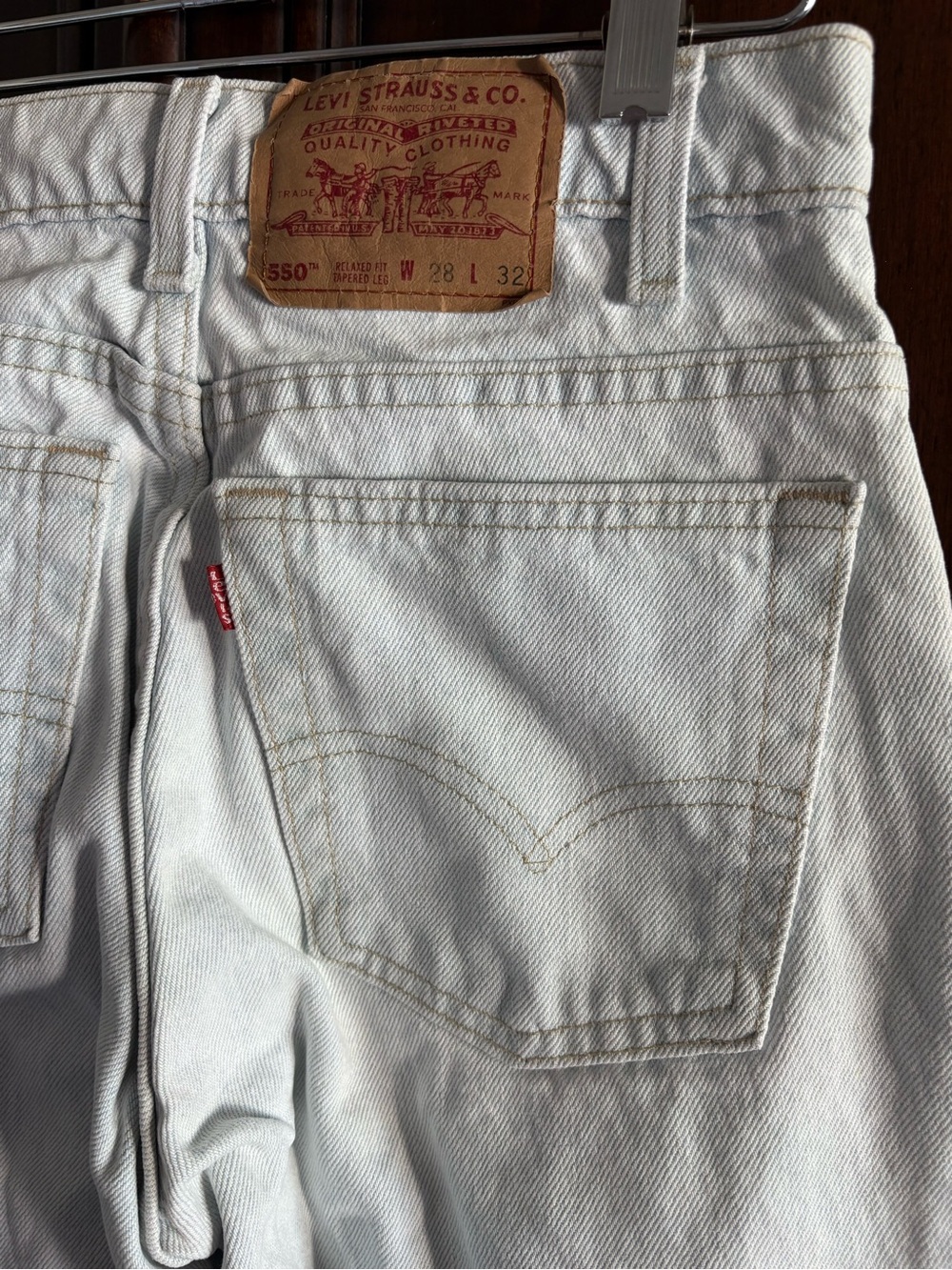 Vintage 90’s Levi’s 550 Relaxed Fit Tapered Leg Made in USA 27 Waist
